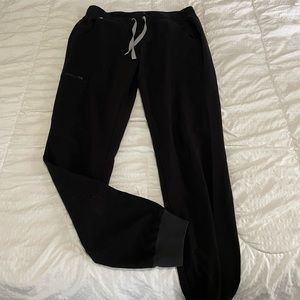 Figs M/T black Zamora joggers.